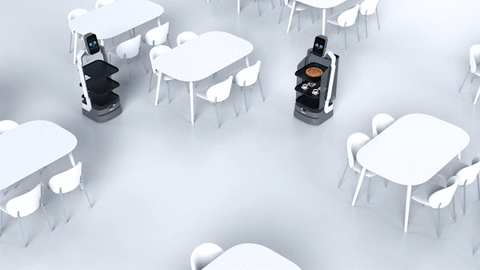 Auch mehrere Kellner Roboter stimmen sich untereinander ab, damit es zu keinen Unfällen kommt